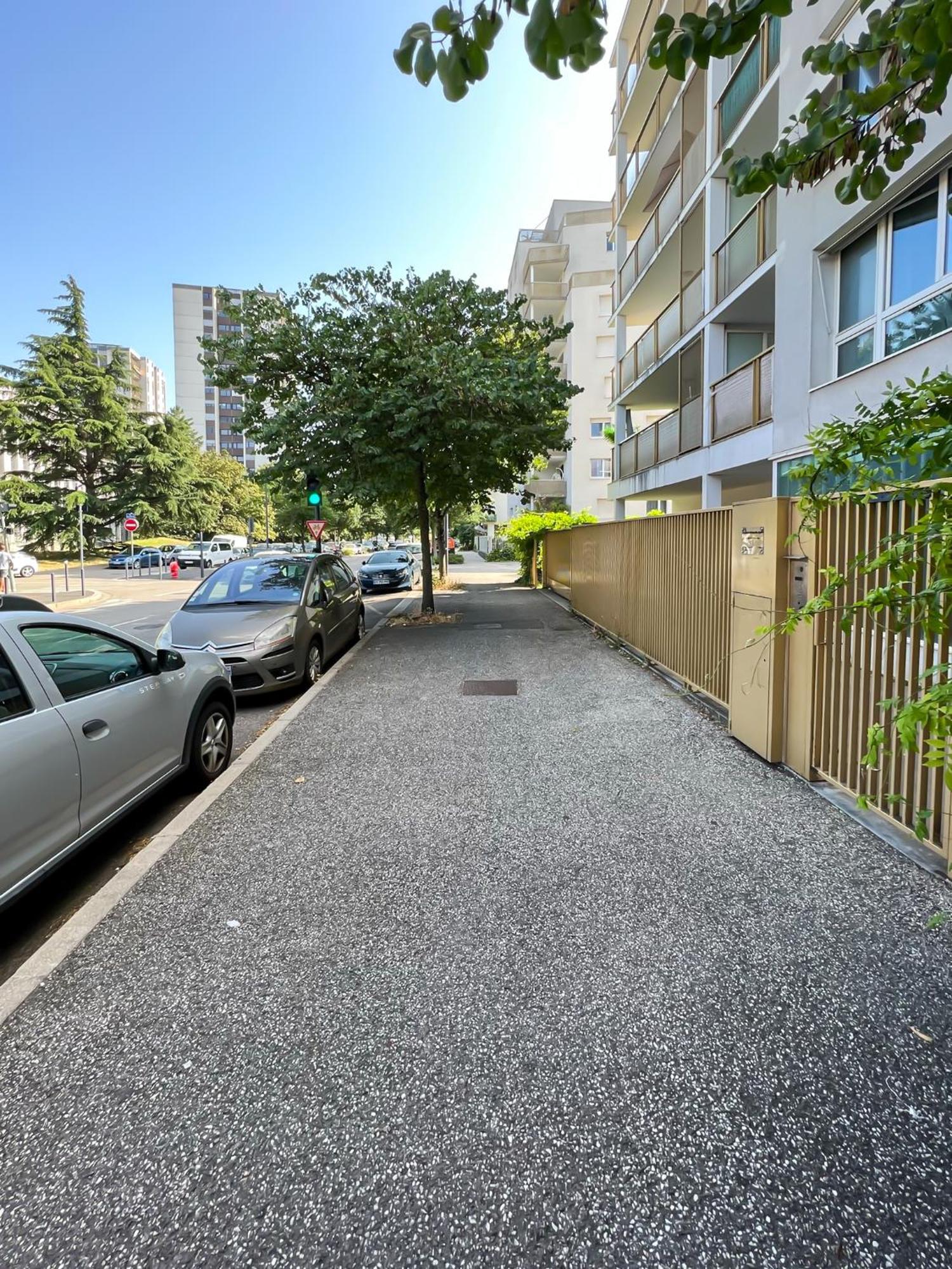 Calme Et Verdure: Vue Montagne - Terrasse - Wifi Grenoble Luaran gambar